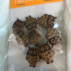 8 Owl Buttons New - $1 if bundled